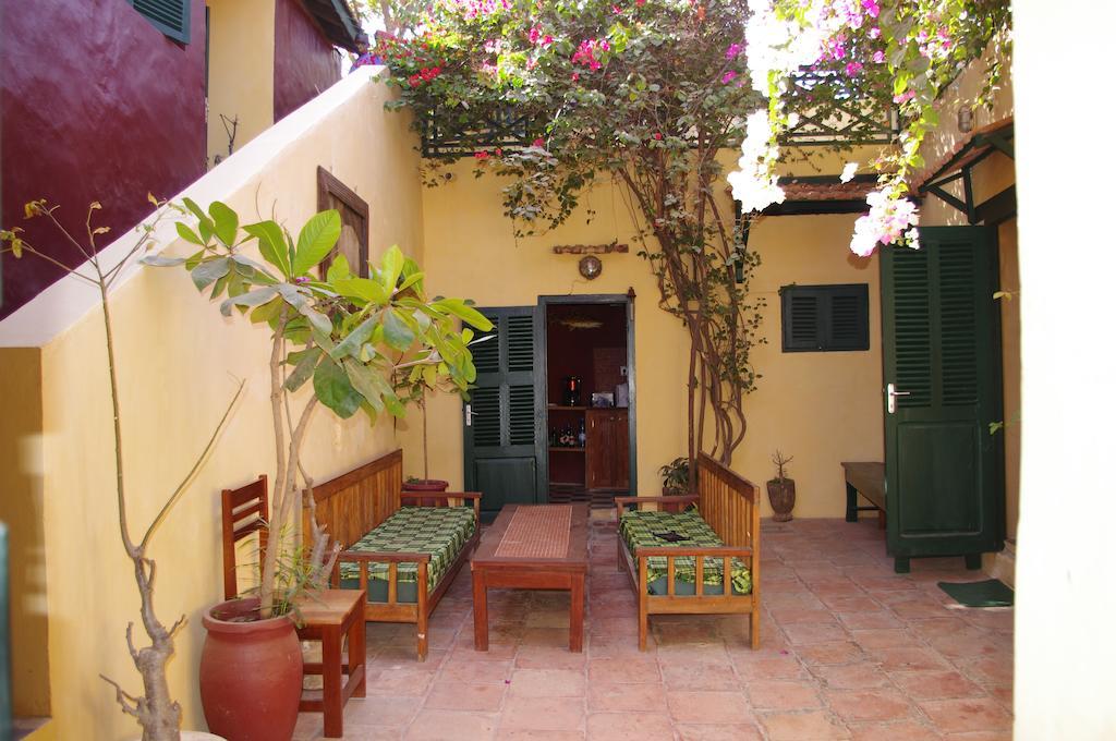 Maison Augustin Ly Gorée Exterior foto